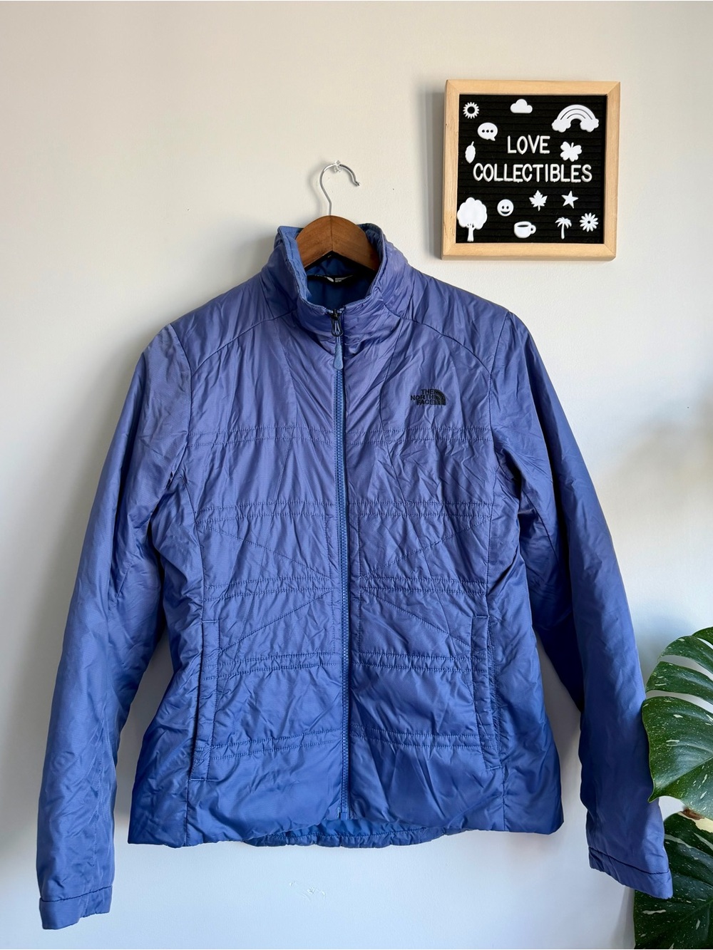 The North Face Women’s Insulated Jacket – Blue – Size Medium (M)